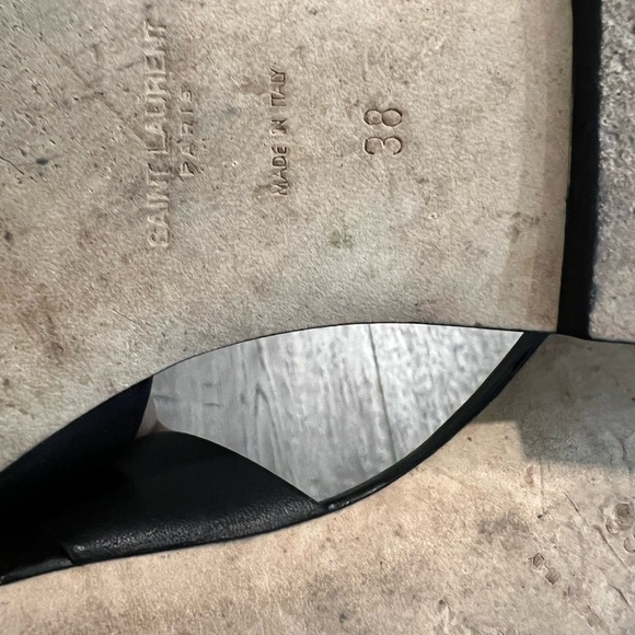 YSL Saint Laurent Tribute Sandals. - Picture 6 of 7